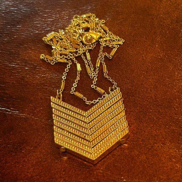 Gold Metal Arrow Chevron Necklace - Picture 2 of 15